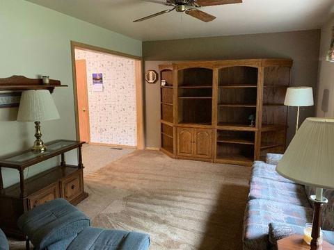 1747 N Ridge Dr, Freeport, IL 61032 photo 14