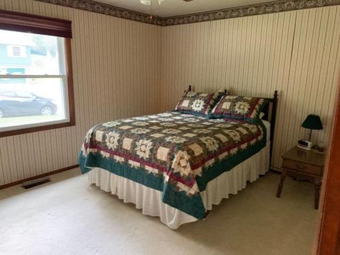 1747 N Ridge Dr, Freeport, IL 61032 photo 9