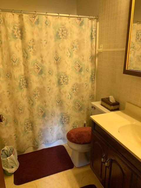 1747 N Ridge Dr, Freeport, IL 61032 photo 16