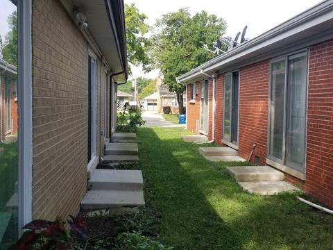17 N May St, Addison, IL 60101 photo 5