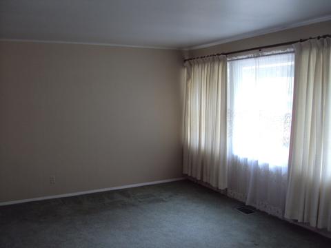 1565 Eater Dr, Rantoul, IL 61866 photo 2