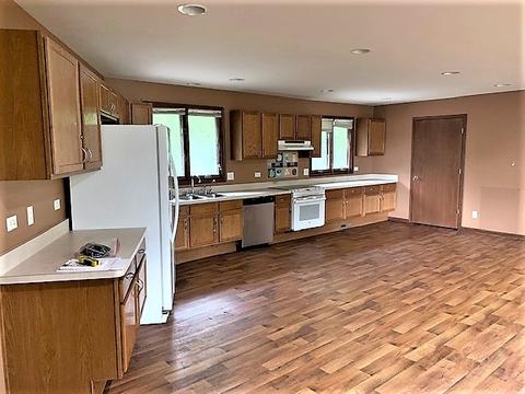 9009 E Mcevilly Rd, Minooka, IL 60447 photo 6