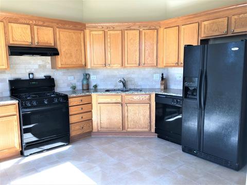720 Prestwick Ln #202, Wheeling, IL 60090 photo 2