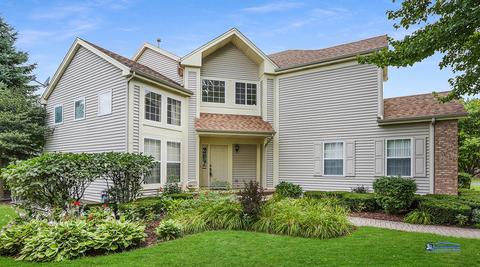 7916 Dada Dr, Gurnee, IL 60031 photo 2