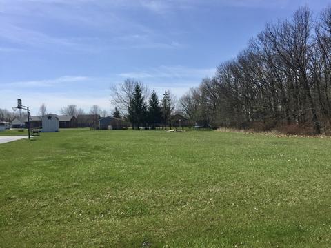 1217 Fox Run St, Seneca, IL 61341 photo 2