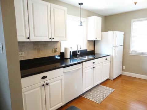 325 E 17th St, Lockport, IL 60441 photo 8
