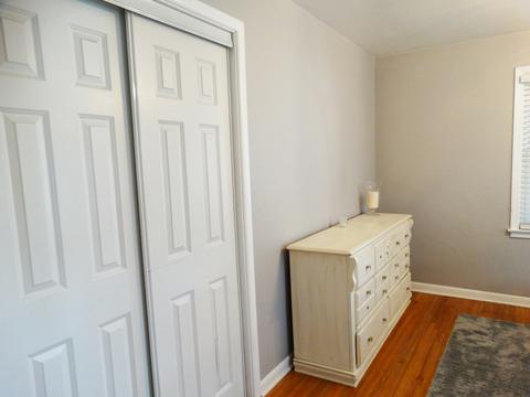 325 E 17th St, Lockport, IL 60441 photo 10