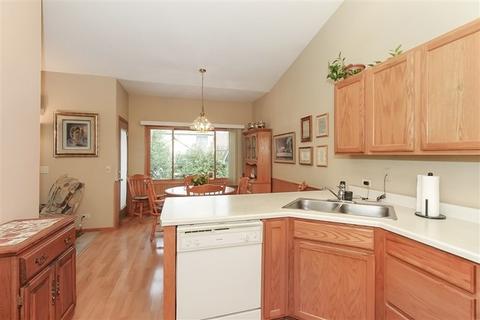 123 Deer Run Ln, Elgin, IL 60120 photo 11