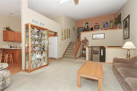 123 Deer Run Ln, Elgin, IL 60120 photo 5