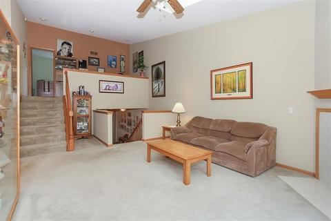 123 Deer Run Ln, Elgin, IL 60120 photo 6