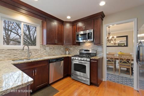 471 Sunnybrook Ln, Wheaton, IL 60187 photo 4
