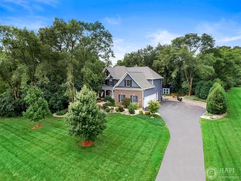 1807 Mason Corte Dr, Mchenry, IL 60051 photo 2