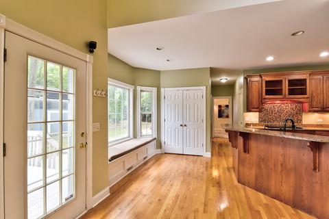 1807 Mason Corte Dr, Mchenry, IL 60051 photo 10