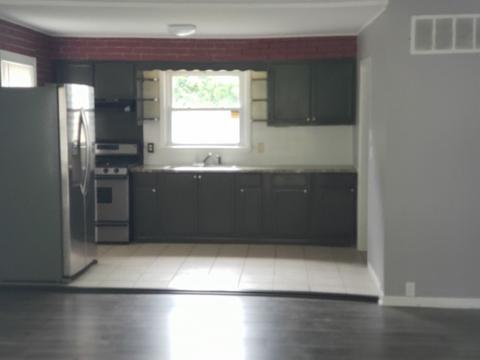 31 N Sumner Ave, Aurora, IL 60505 photo 5