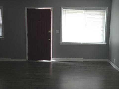 31 N Sumner Ave, Aurora, IL 60505 photo 9