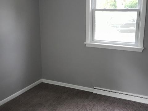 31 N Sumner Ave, Aurora, IL 60505 photo 7