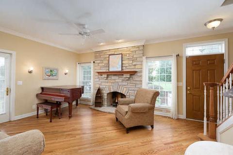 119 Spring Ave, Naperville, IL 60540 photo 4