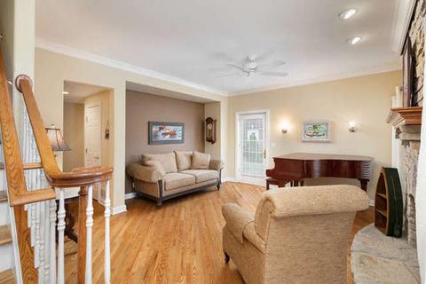 119 Spring Ave, Naperville, IL 60540 photo 3
