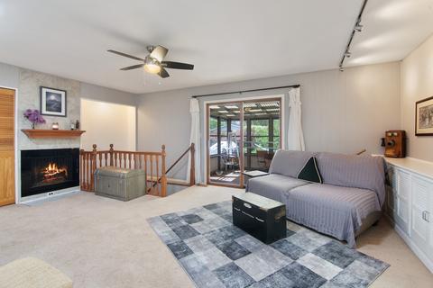 936 Pebble Dr, Wheeling, IL 60090 photo 8