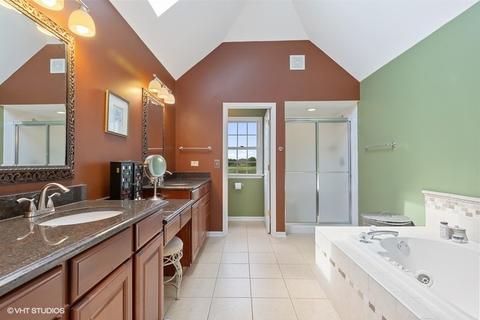 730 Foxglove Dr, Algonquin, IL 60102 photo 13