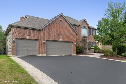 730 Foxglove Dr, Algonquin, IL 60102 photo 2