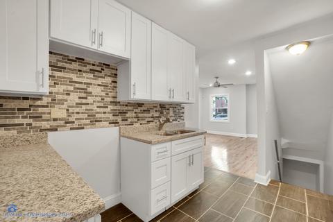 670 E 105th Pl, Chicago, IL 60628 photo 9