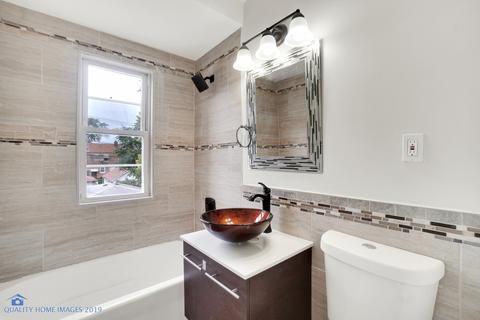 670 E 105th Pl, Chicago, IL 60628 photo 14