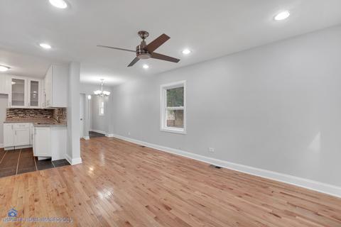 670 E 105th Pl, Chicago, IL 60628 photo 5