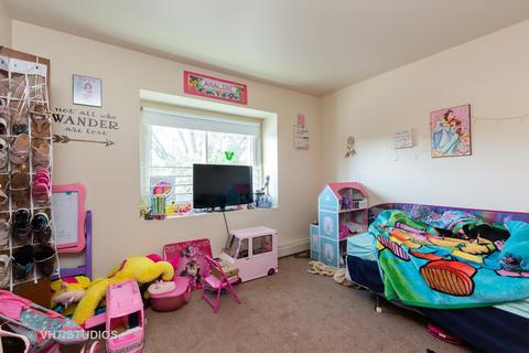 775 Jefferson Ave, Elgin, IL 60120 photo 12