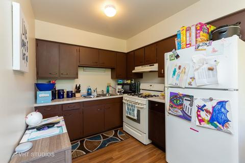 775 Jefferson Ave, Elgin, IL 60120 photo 8