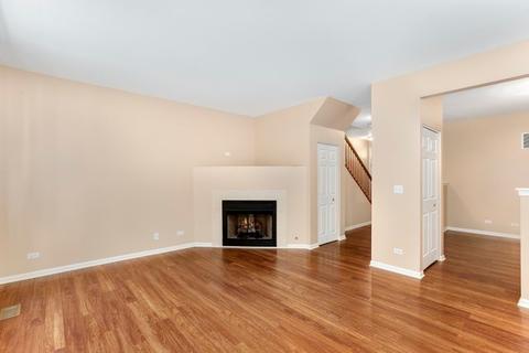 383 Emerald Ln, Algonquin, IL 60102 photo 4