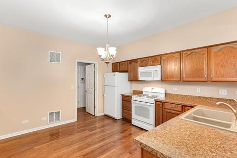 383 Emerald Ln, Algonquin, IL 60102 photo 8