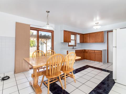 6605 Benich Ln, Plainfield, IL 60586 photo 8