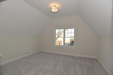 210 N West St, Wheaton, IL 60187 photo 34