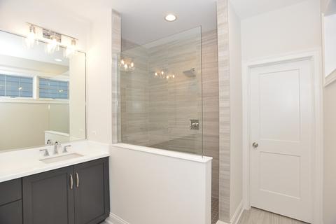 210 N West St, Wheaton, IL 60187 photo 19