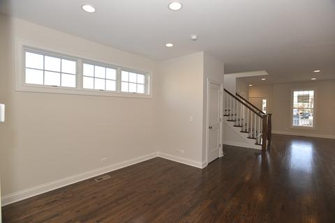 210 N West St, Wheaton, IL 60187 photo 12