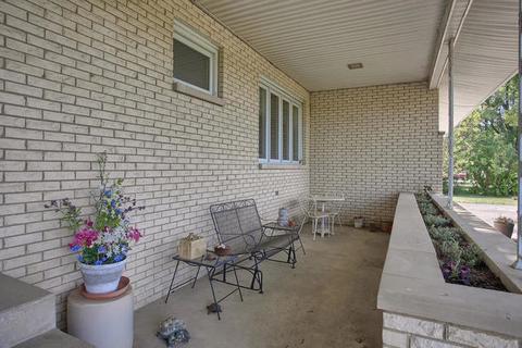 56 E Ford Harris Rd, Champaign, IL 61822 photo 4