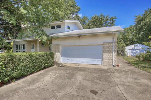 56 E Ford Harris Rd, Champaign, IL 61822 photo 2