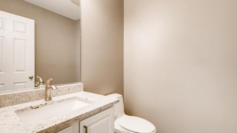 660 Crest Dr, Cary, IL 60013 photo 12