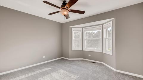 660 Crest Dr, Cary, IL 60013 photo 17