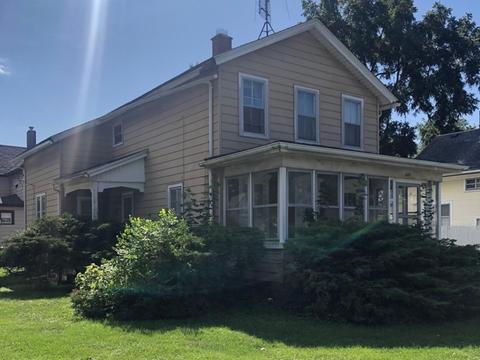 602 Watson St, Aurora, IL 60505 photo 1