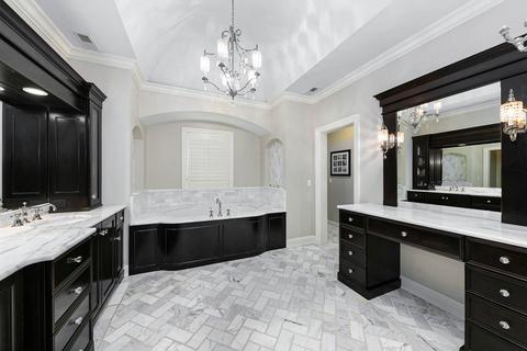 900 E Hillside Rd, Naperville, IL 60540 photo 37