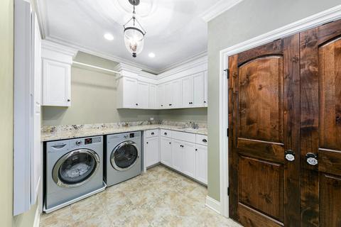 900 E Hillside Rd, Naperville, IL 60540 photo 51