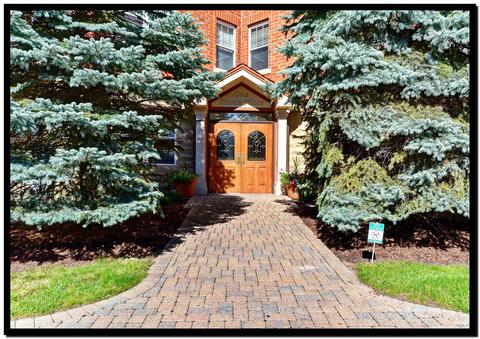 1 Itasca Pl #202, Itasca, IL 60143 photo 2