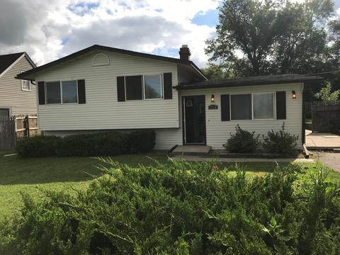 2616 S Thomas Ct, Mchenry, IL 60051 photo 1