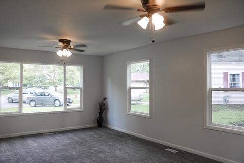 7 Circle Ct, Montgomery, IL 60538 photo 8
