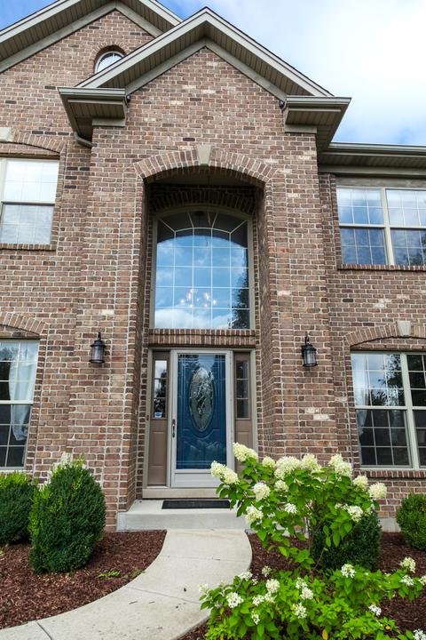 13534 Arborview Cir, Plainfield, IL 60585 photo 2