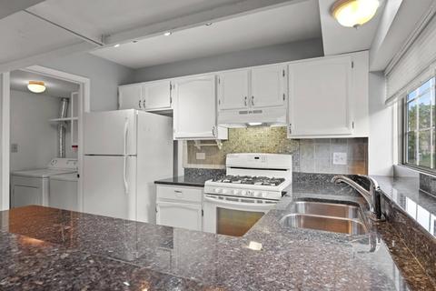 4552 Opal Dr, Hoffman Estates, IL 60192 photo 5
