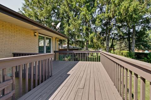 1422 Emmerson Ln, Mount Prospect, IL 60056 photo 17
