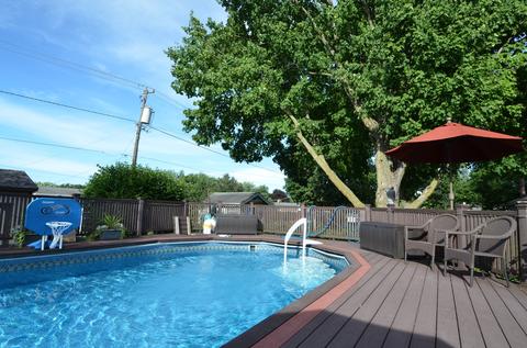 425 E Union St, Seneca, IL 61360 photo 2